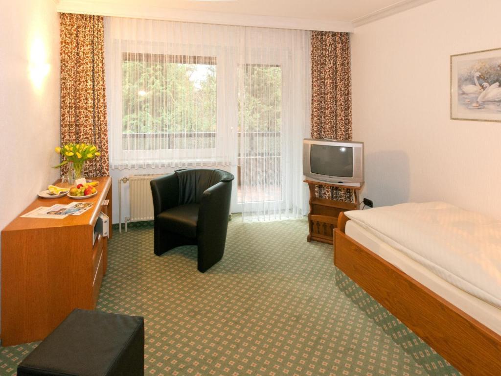 Hotel Zum Goldenen Hirsch Bad Bevensen Room photo