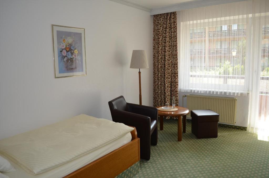 Hotel Zum Goldenen Hirsch Bad Bevensen Room photo